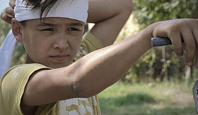 Børnene på Silkevejen 9:15 - Strongboy