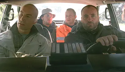 Gamle mænd i nye biler