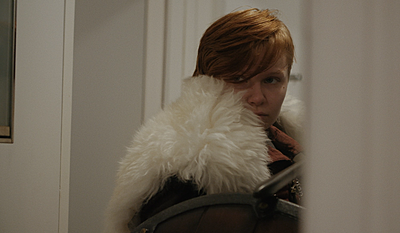 Med drager mod dæmoner - afsnit 2: Nedlukning