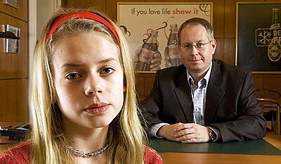 Helena præsenterer Helt ærligt mor og far!