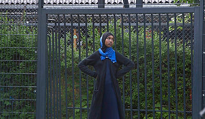 Girls United, afsnit 4 - Azalls første mål