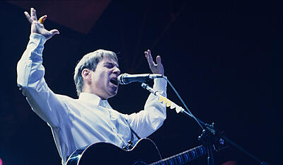 In restless dreams - the music of Paul Simon