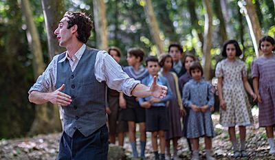 Læreren der lovede havet