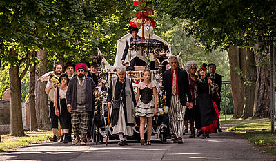 Mit helt eget cirkus