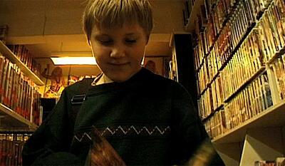 Tøser + drengerøve : en film