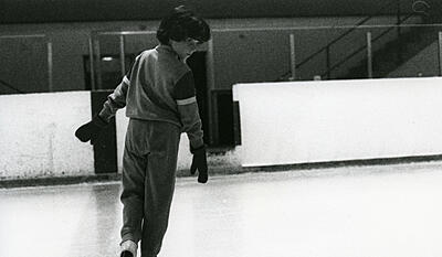 Den lille pige med skøjterne