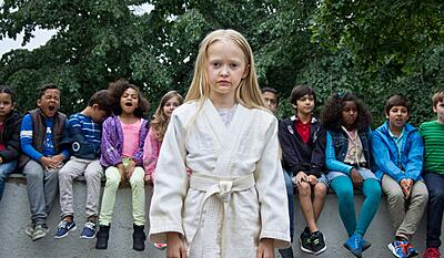 Pigen, moderen og dæmonerne