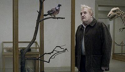 En due sad på en gren og funderede over tilværelsen