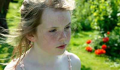 Louise og Papaya : min usynlige veninde