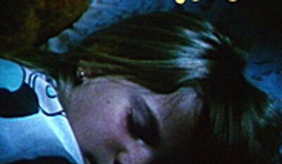 God nat, går verden i stå når jeg sover?