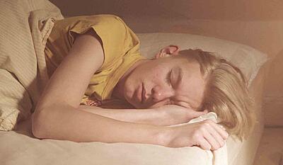 Vakuum 4:9 - Som to prikker på en ballon