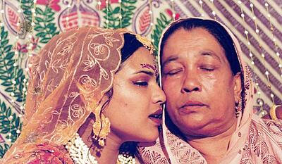 Alle gode ægteskaber starter med gråd