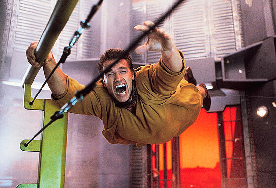 layout image (to proper size of the container)