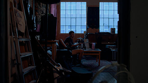 layout image (to proper size of the container)