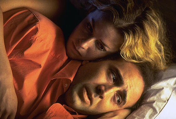 layout image (to proper size of the container)