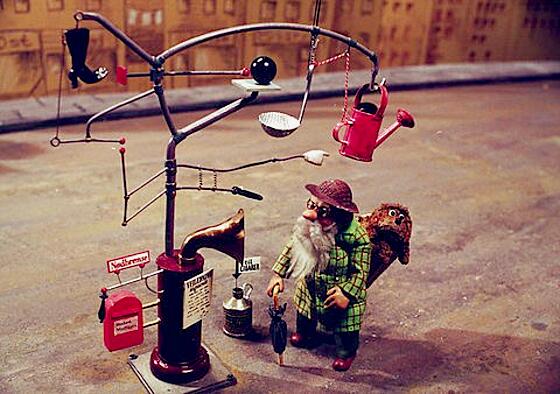 layout image (to proper size of the container)