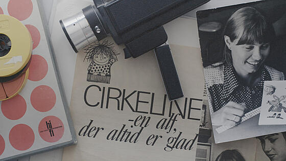 layout image (to proper size of the container)