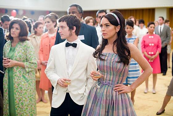 layout image (to proper size of the container)