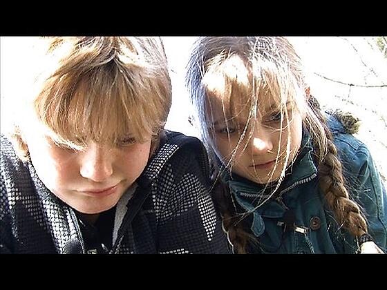 layout image (to proper size of the container)