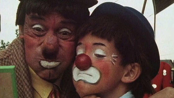 layout image (to proper size of the container)