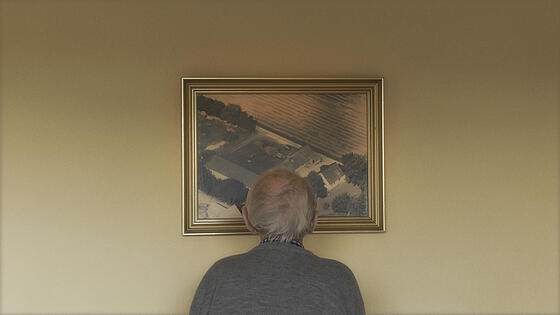 layout image (to proper size of the container)