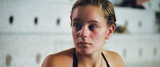 layout image (to proper size of the container)