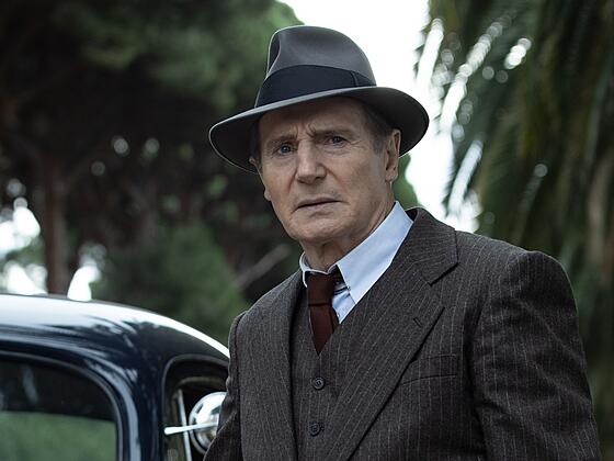 layout image (to proper size of the container)