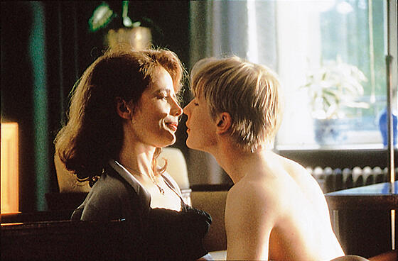 layout image (to proper size of the container)