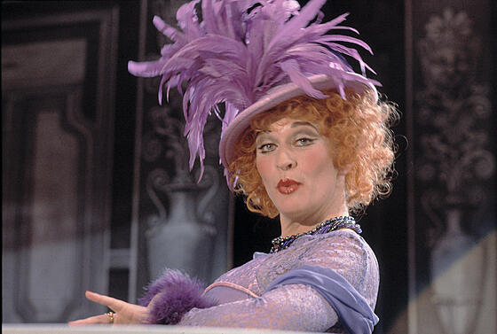 layout image (to proper size of the container)