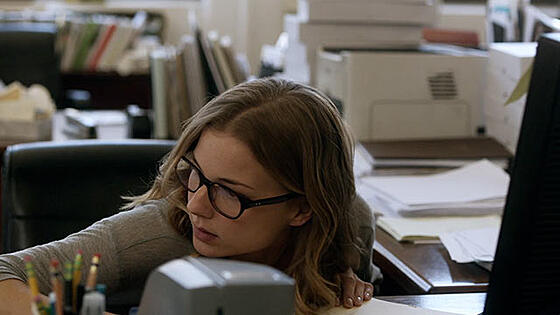 layout image (to proper size of the container)