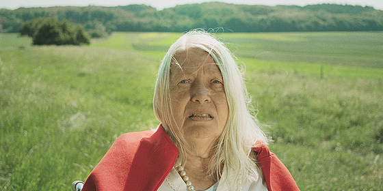 layout image (to proper size of the container)