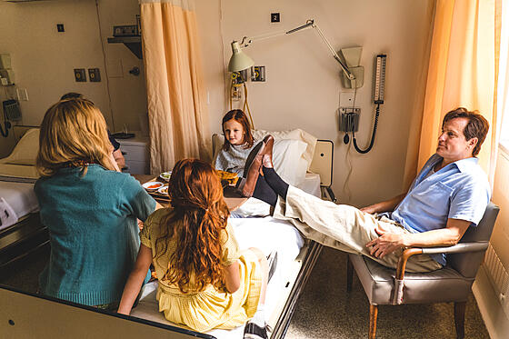 layout image (to proper size of the container)