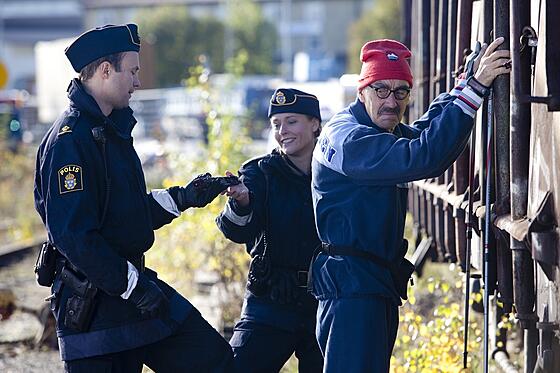 layout image (to proper size of the container)