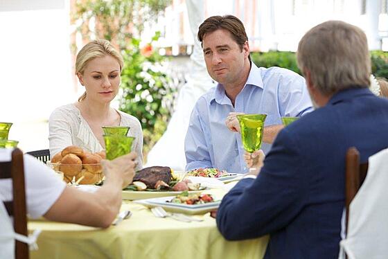 layout image (to proper size of the container)