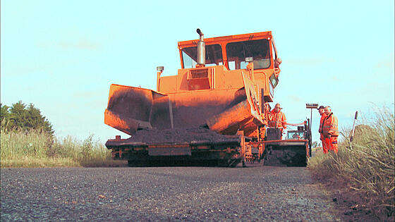 layout image (to proper size of the container)