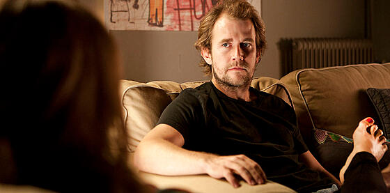 layout image (to proper size of the container)