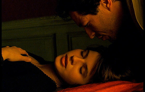 layout image (to proper size of the container)