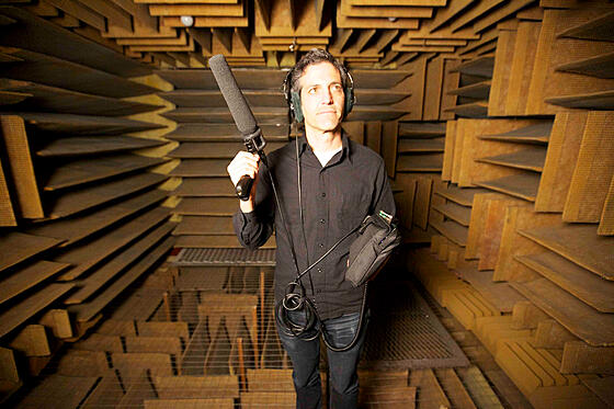 layout image (to proper size of the container)