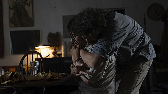 layout image (to proper size of the container)