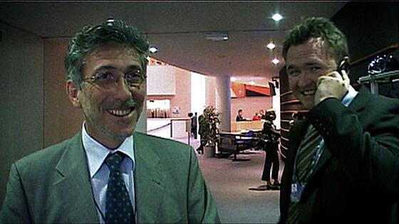 layout image (to proper size of the container)