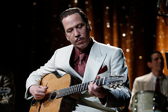 layout image (to proper size of the container)