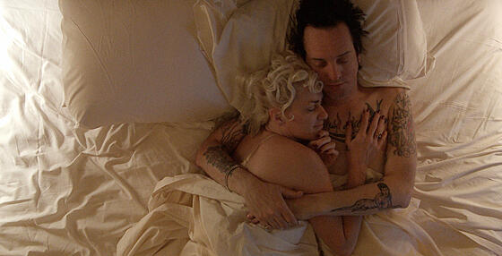 layout image (to proper size of the container)