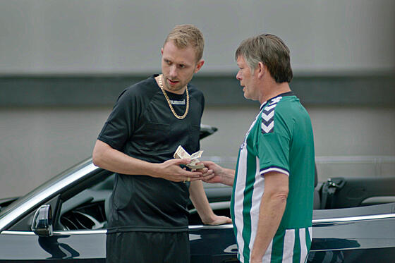 layout image (to proper size of the container)