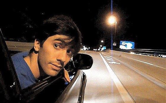 layout image (to proper size of the container)