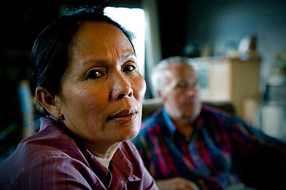 layout image (to proper size of the container)