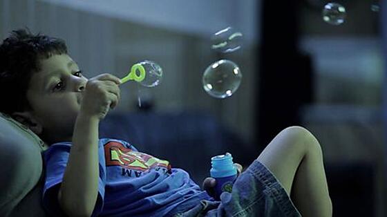 layout image (to proper size of the container)