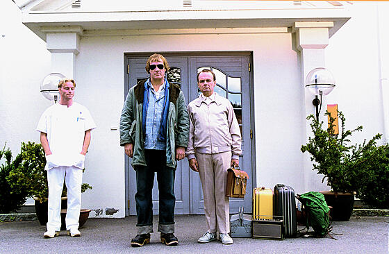 layout image (to proper size of the container)