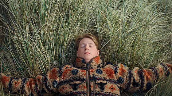 layout image (to proper size of the container)