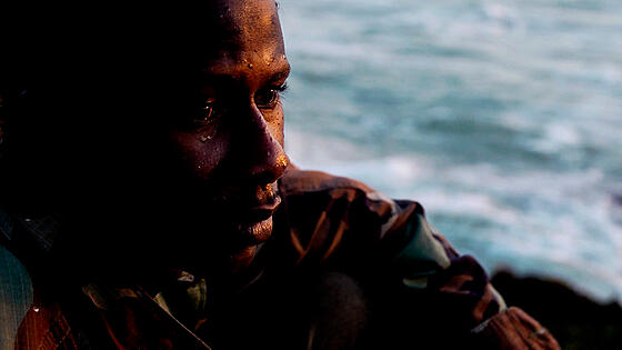 layout image (to proper size of the container)