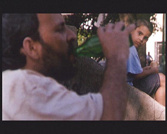 layout image (to proper size of the container)